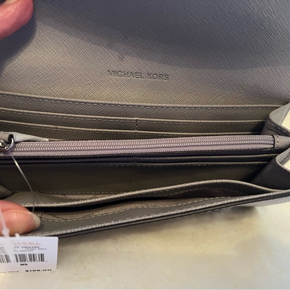 Michael Kors Jet Set Carryall Large Wallet Grey - Picture 2 of 5